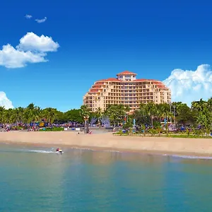 Отель Golden Phoenix Seaview ****
