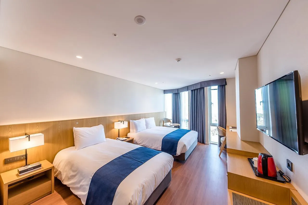 ג'גו Hotel Sirius
